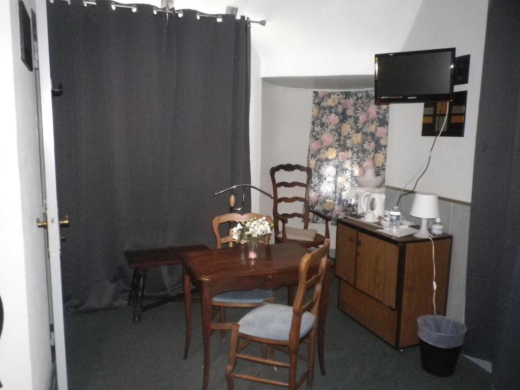 Hotel Ermitage du Moulin Labotte Haybes Zimmer foto